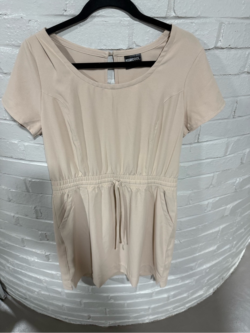 Women’s Short-Sleeve Drawstring Waist Dress